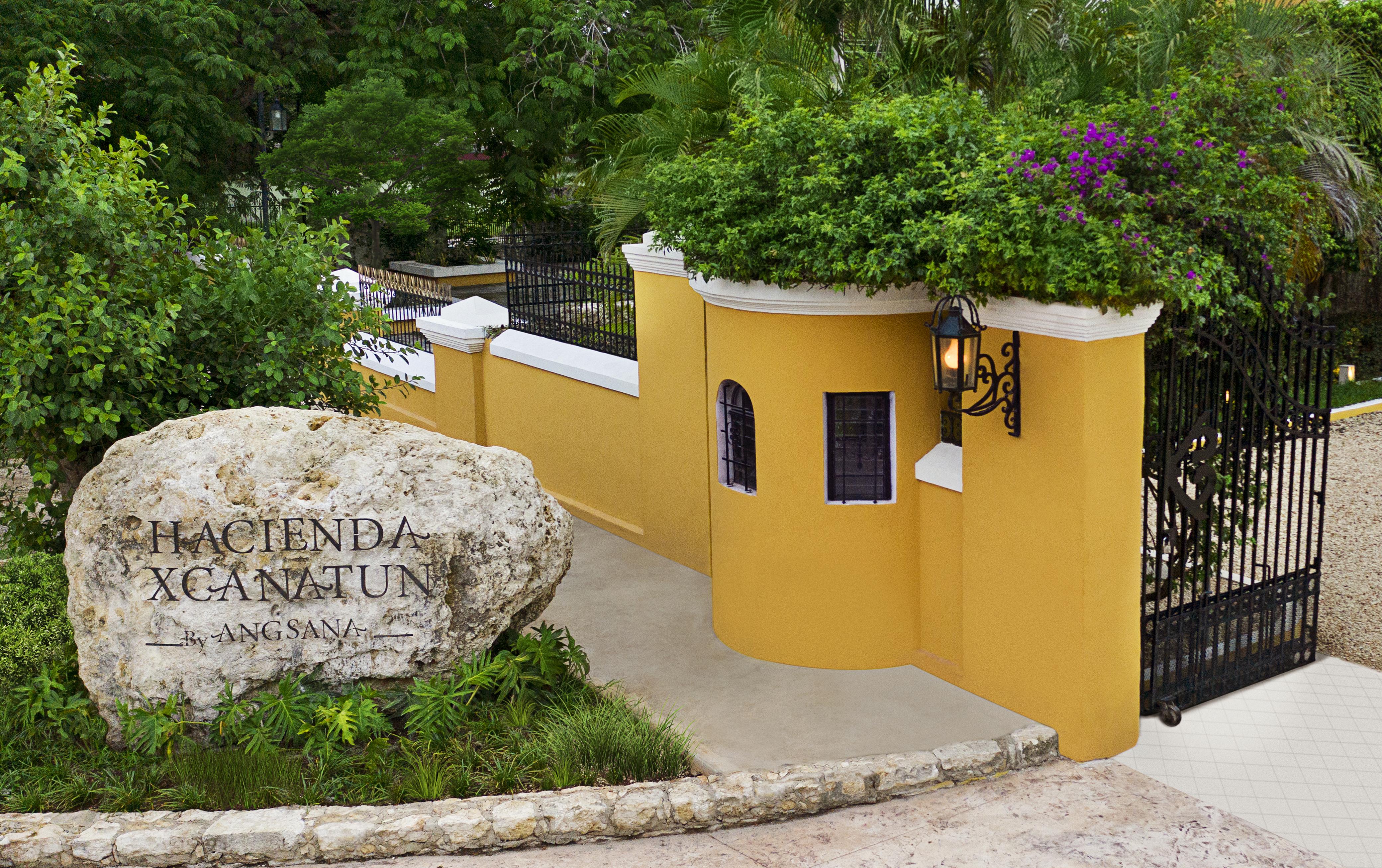 Hotel Hacienda Xcanatun By Angsana